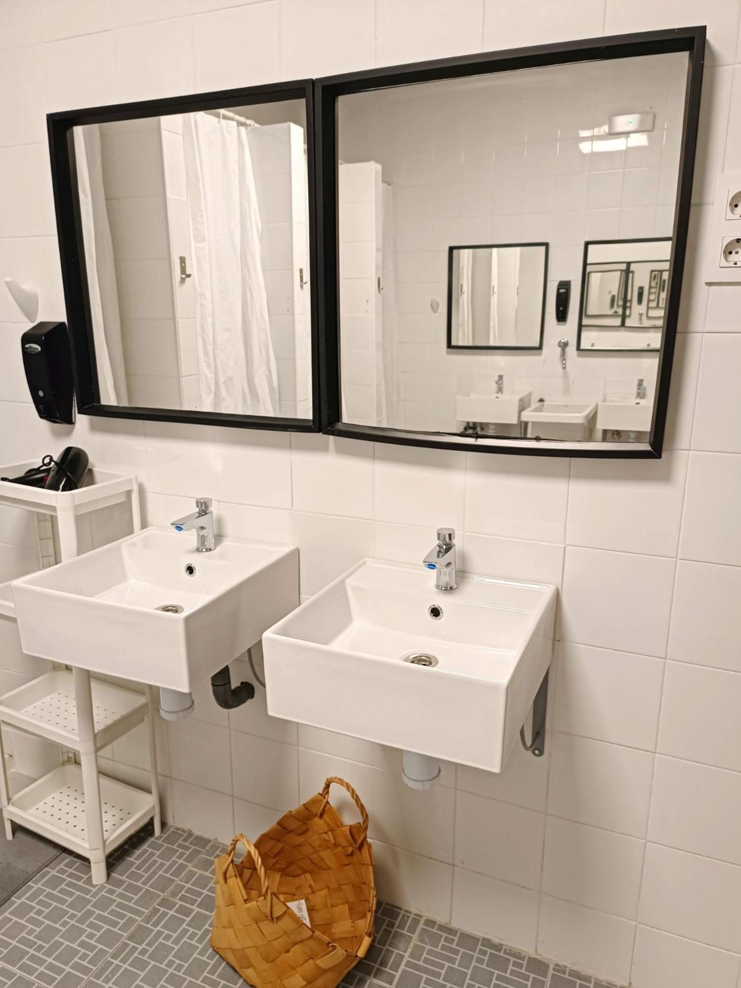 Hostel Nomada San Vicente De La Barquera Eksteriør billede